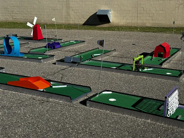 Wild Party Adventures mobile mini golf course, photo 2