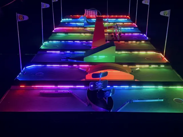 Wild Party Adventures mobile mini golf course, photo 17