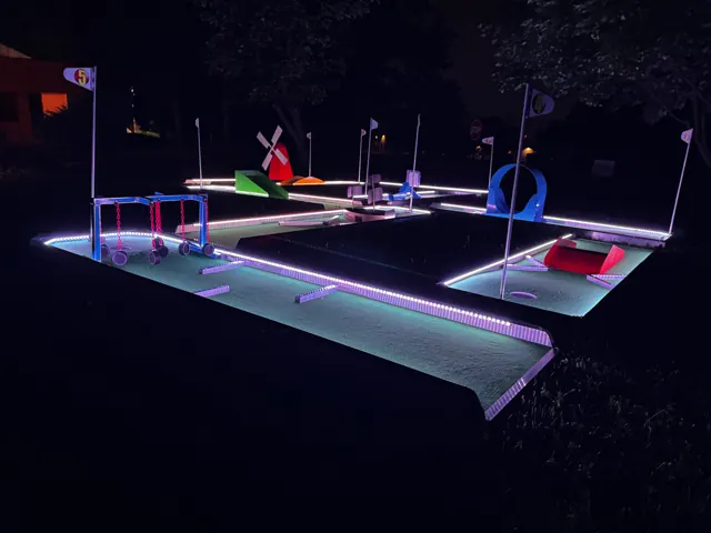 Wild Party Adventures mobile mini golf course, photo 19
